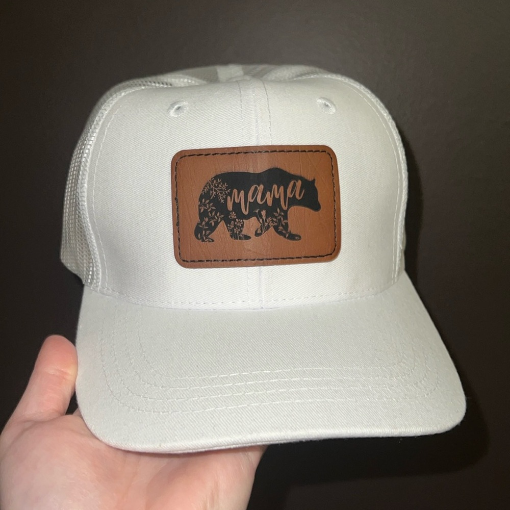 Mama white hat